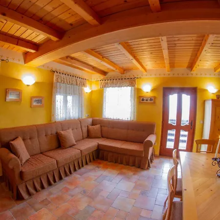 Holiday Home Marta With 4 Bedrooms *