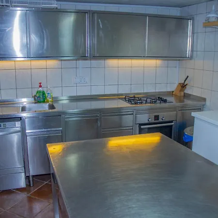 Hébergement de vacances Holiday Home Marta With 4 Bedrooms *