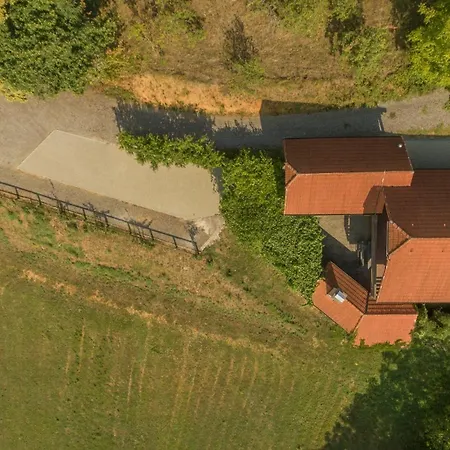 Holiday Home Marta With 4 Bedrooms * Raka