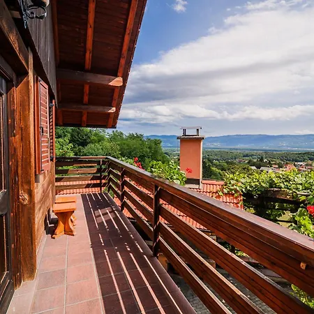 Holiday home Marta With 4 Bedrooms Raka
