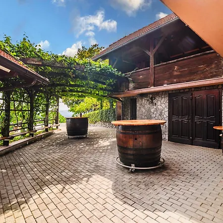 Marta With 4 Bedrooms *