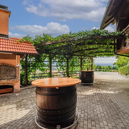 Marta With 4 Bedrooms Holiday home *
