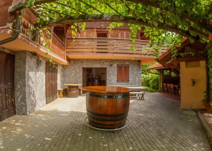 Zidanica Kroselj Tatil Evi *