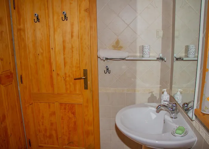 Tatil Evi Zidanica Kroselj Raka