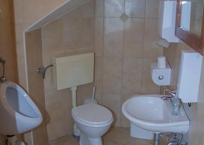 Tatil Evi Zidanica Kroselj Raka